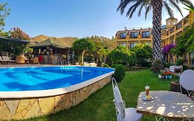 Papirus Hotel